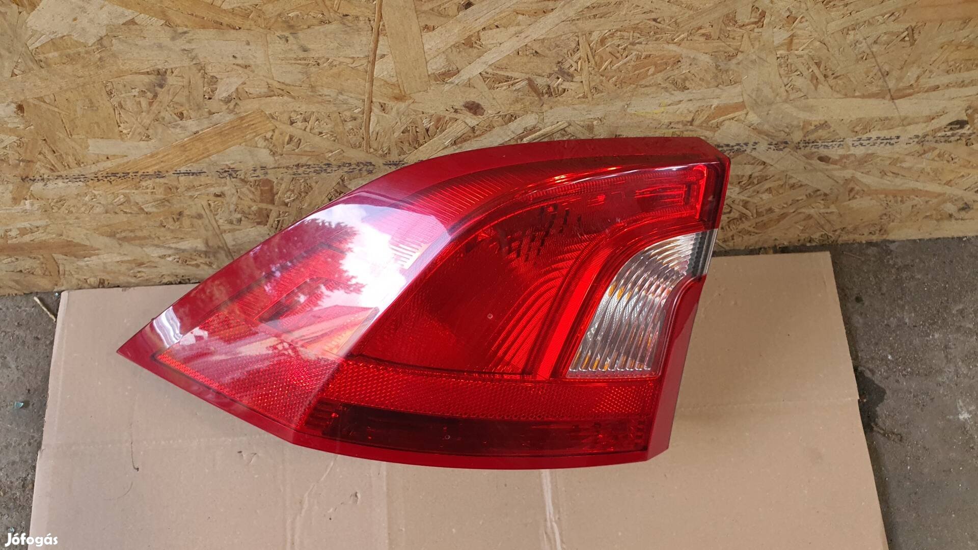 2012 Volvo S60 sedan bal hátsó lámpa  24.07.18