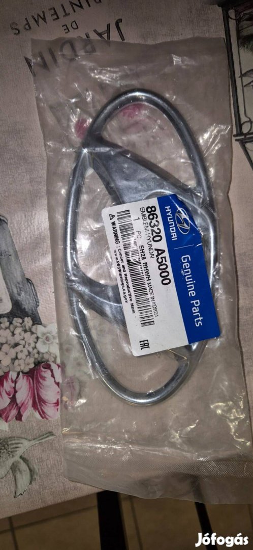 2012- Hyundai i30 kombi hátsó ajtó embléma eladó