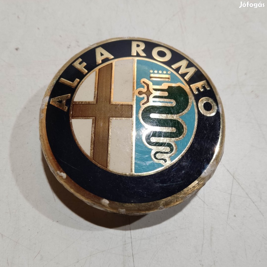 201559 Alfa Romeo 147, 156, 166, Gt felni közép kupak, átmérő 50 mm,