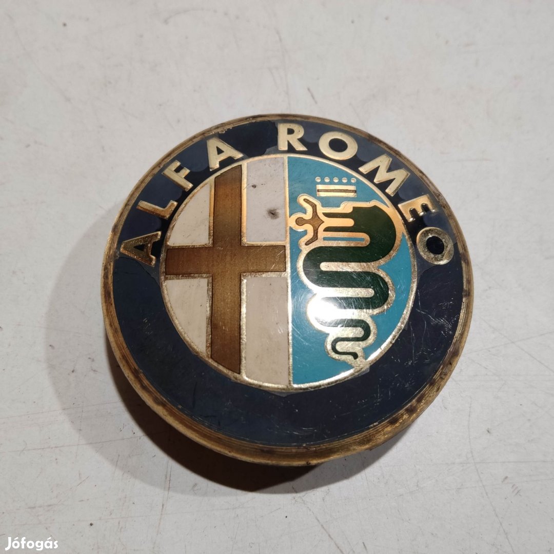 201579 Alfa Romeo 147, 156, 166, Gt felni közép kupak, átmérő 50 mm,