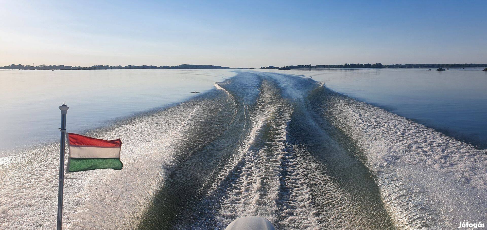 2018-as 115 LE újszerű Beneteau Flyer 550 sundeck
