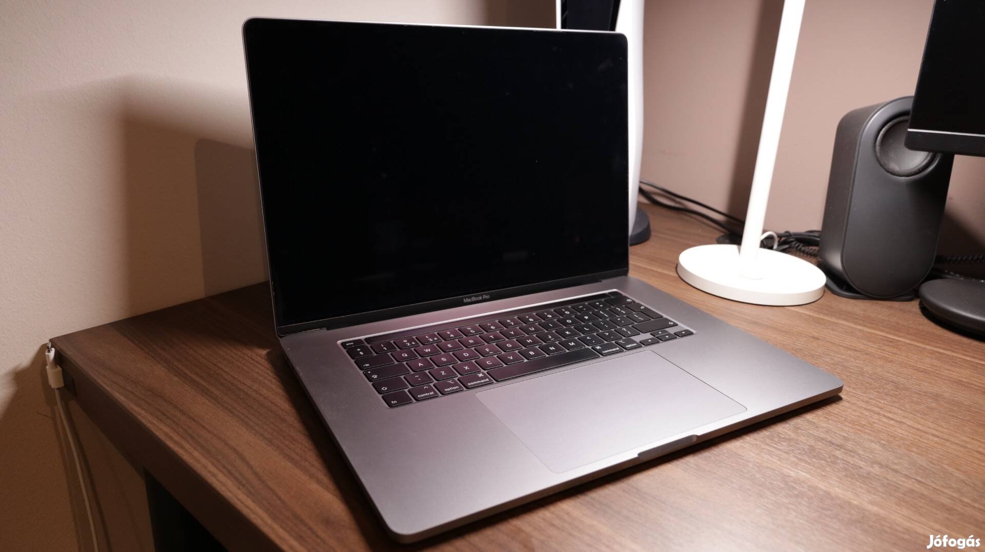 2019 Macbook Pro 16" (Alkatrész)