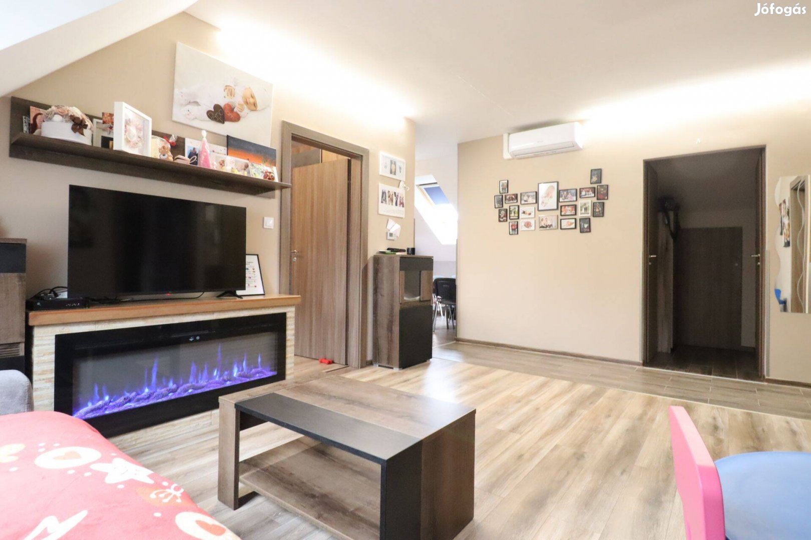 2019-ben épült , 72 m2-es , 3 szobás tégla lakás