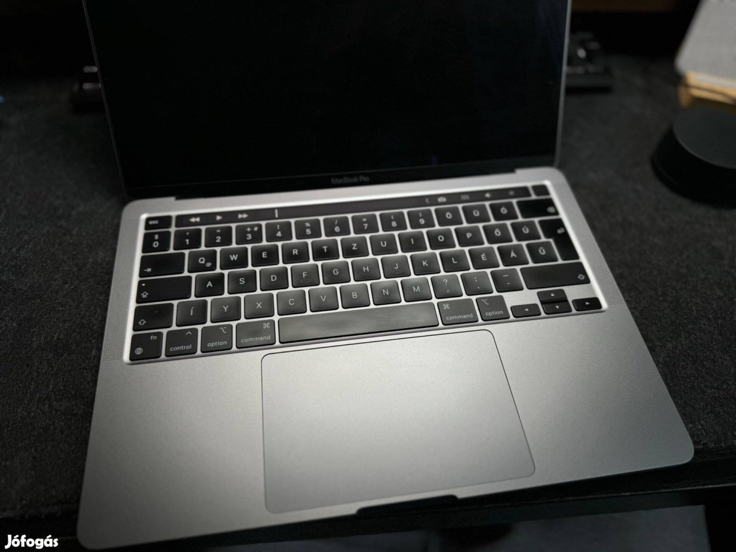 2020 Apple Macbook Pro M1 8/256 Touchbar Magyar Billentyűzet