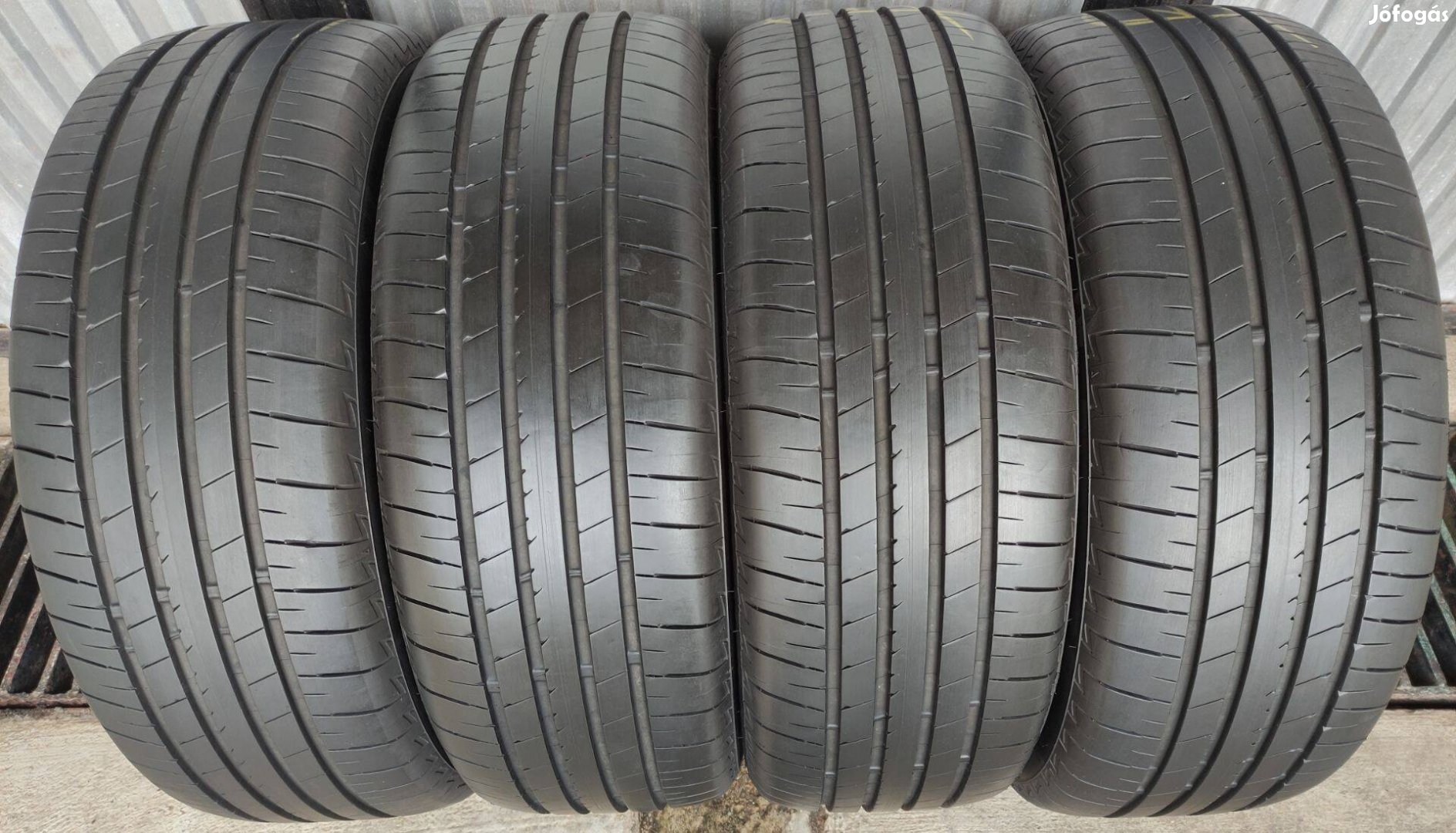 2021/36 Bridgestone 215/55 R18 215/55R18 nyári gumi ~negyed áron eladó