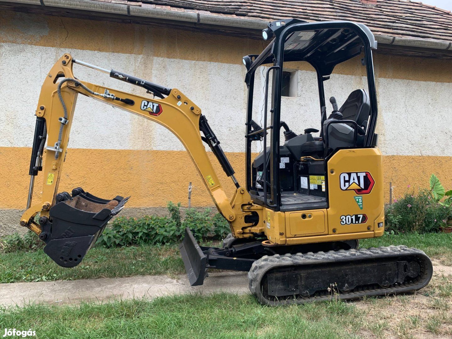 2023 Caterpillar 301.7CR minikotró, árokásó eladó