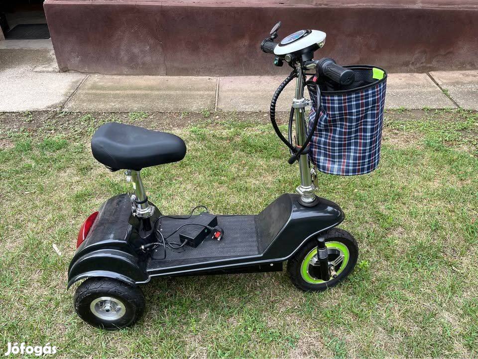 2023 Zipper 3 kerekű elektromos moped