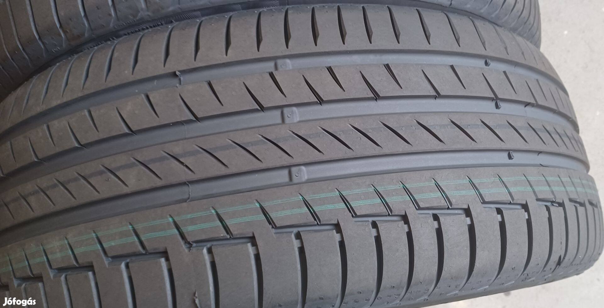 2024-es Demó Continental Premium6 235/50 R19 nyári gumik 135e./4db