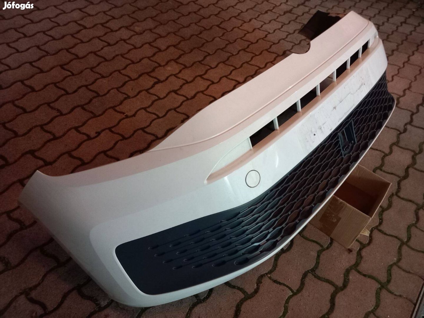 2025-ös Volkswagen Caddy első lökharító