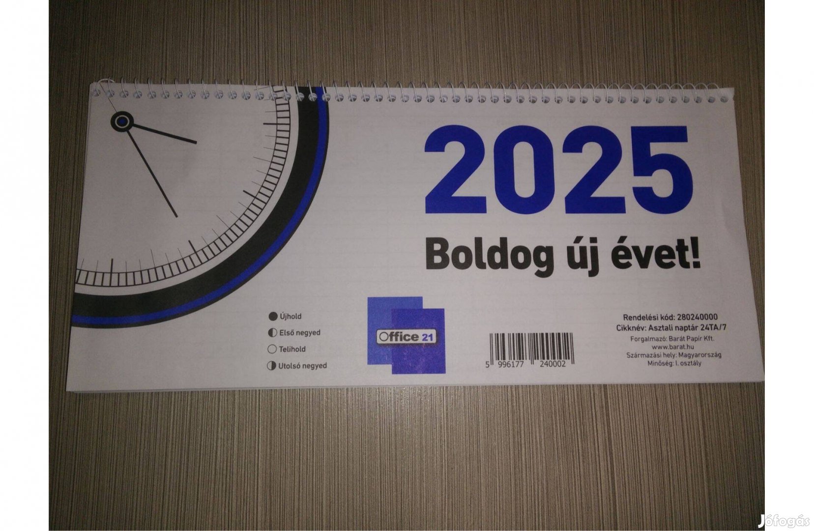 2025-ös asztali naptártömb, nem használt