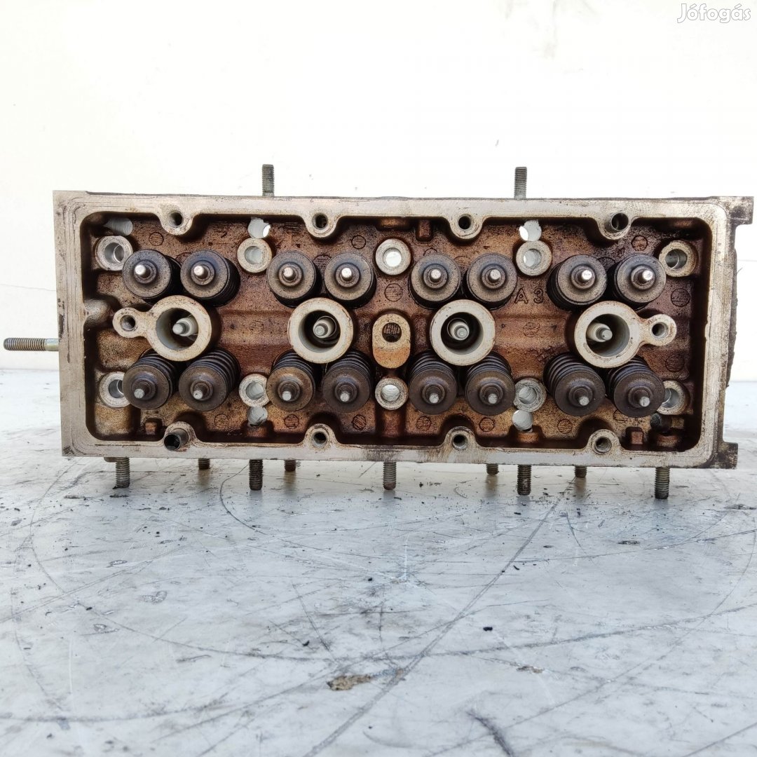 202631 Fiat Stilo 1,4 16v benzin hengerfej, szelepek görbék,