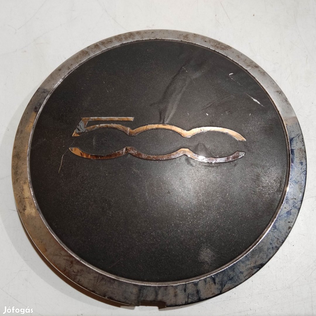 204482 Fiat 500 2007- felni közép kupak, a képen látható állapotban,