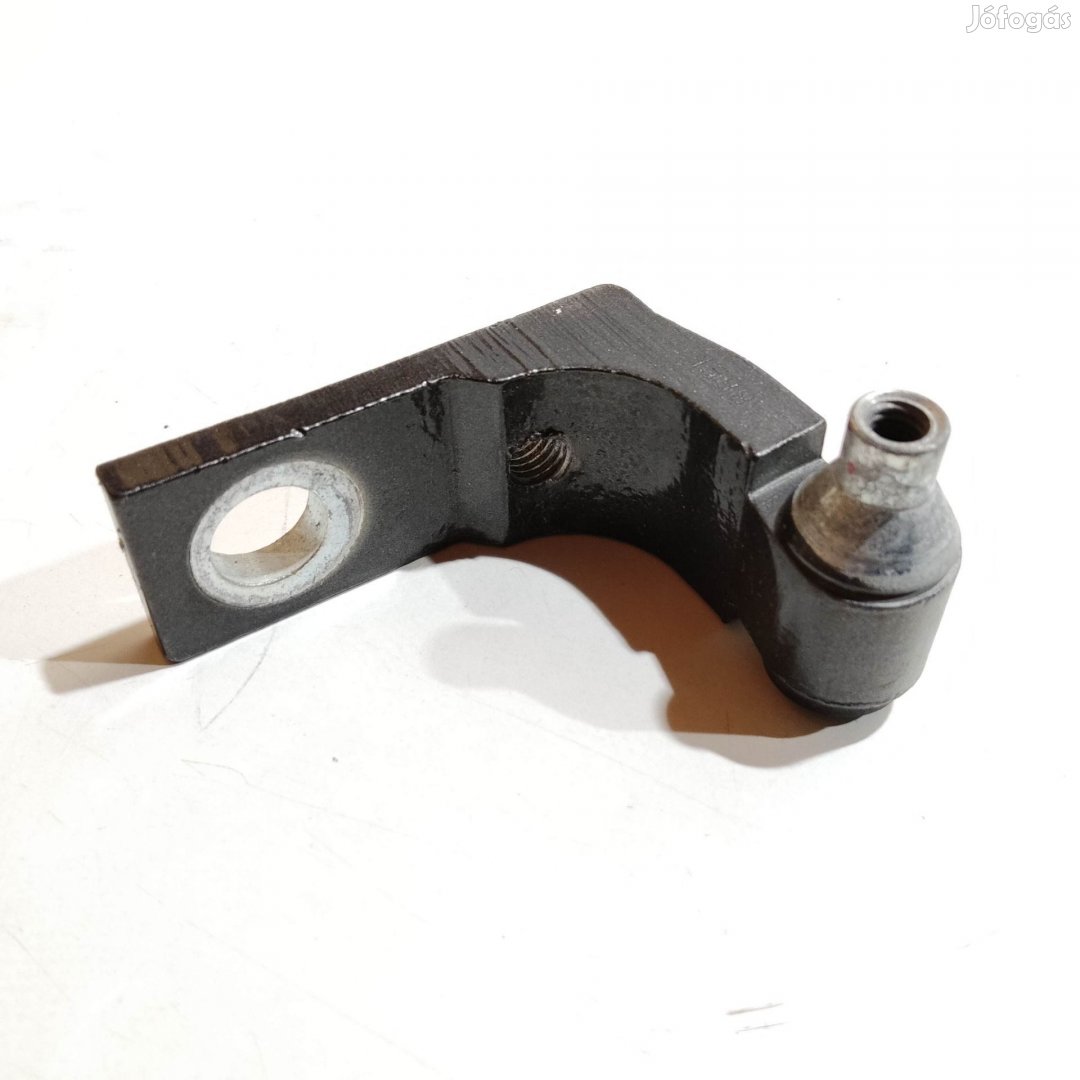 204525 Alfa Romeo, Fiat, Lancia bal oldali alsó ajtózsanér 51825649