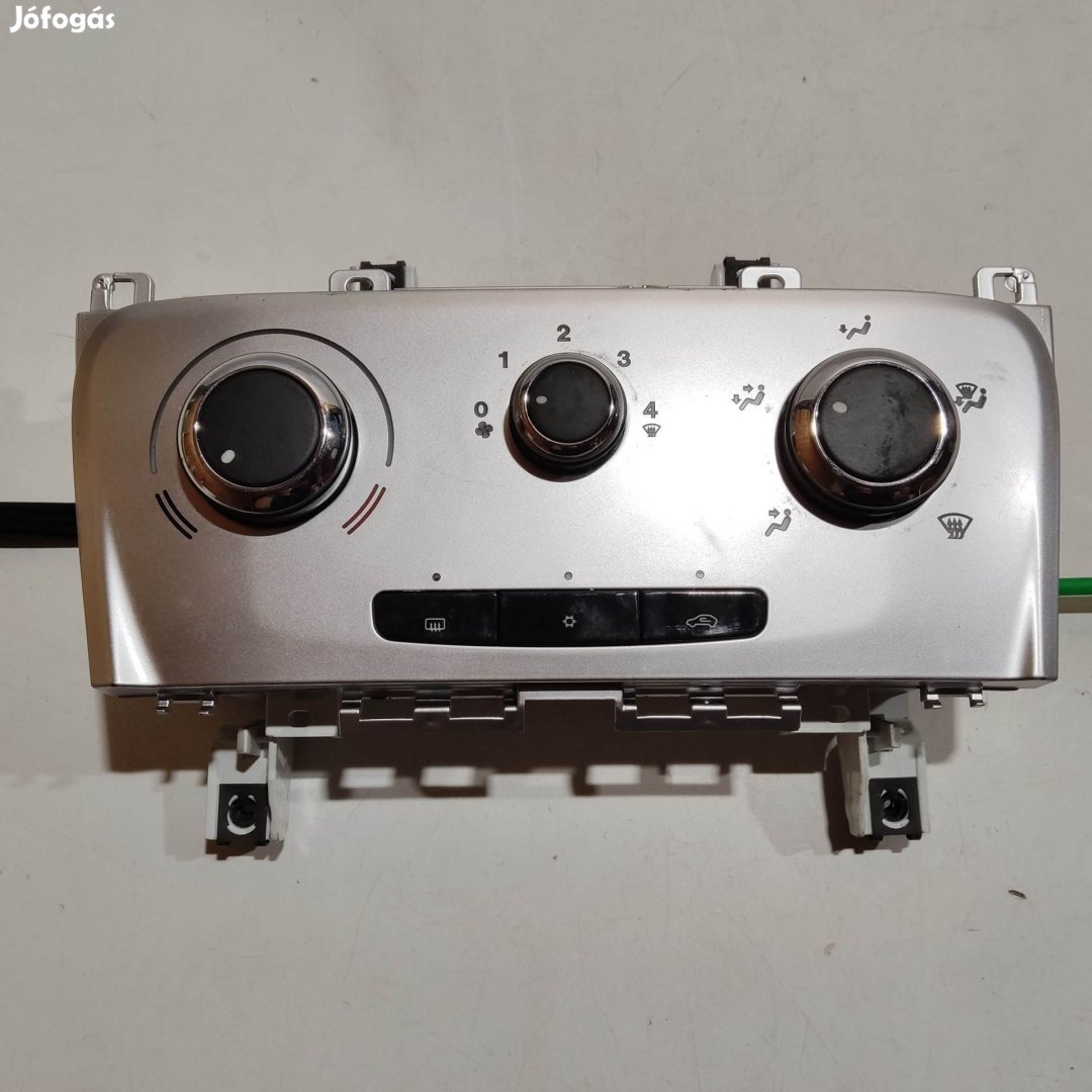 204961 Lancia Delta 2008-2014 manuális fűtés- és közép kapcsolók