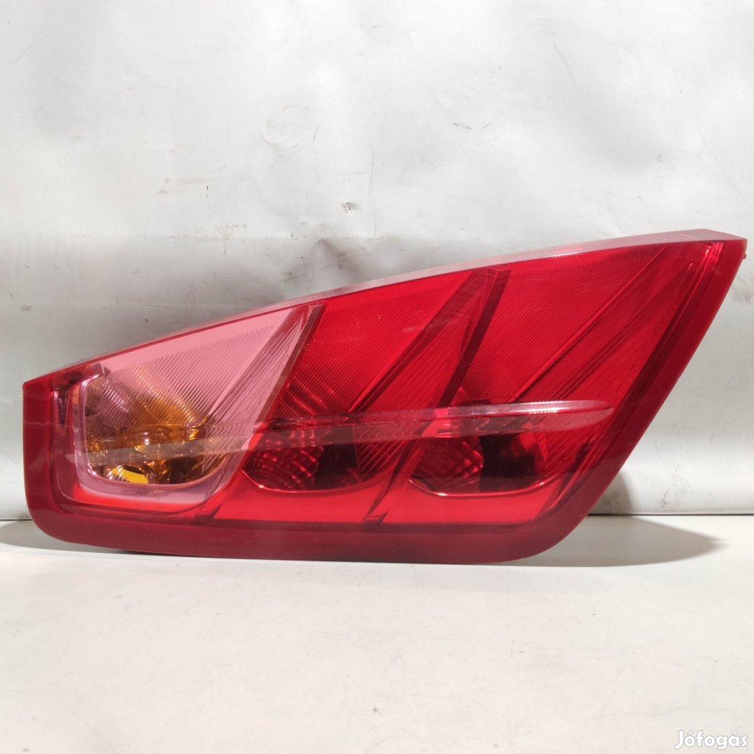 205014 Fiat Grande Punto 2005-2009 bal hátsó lámpa, izzófoglalat