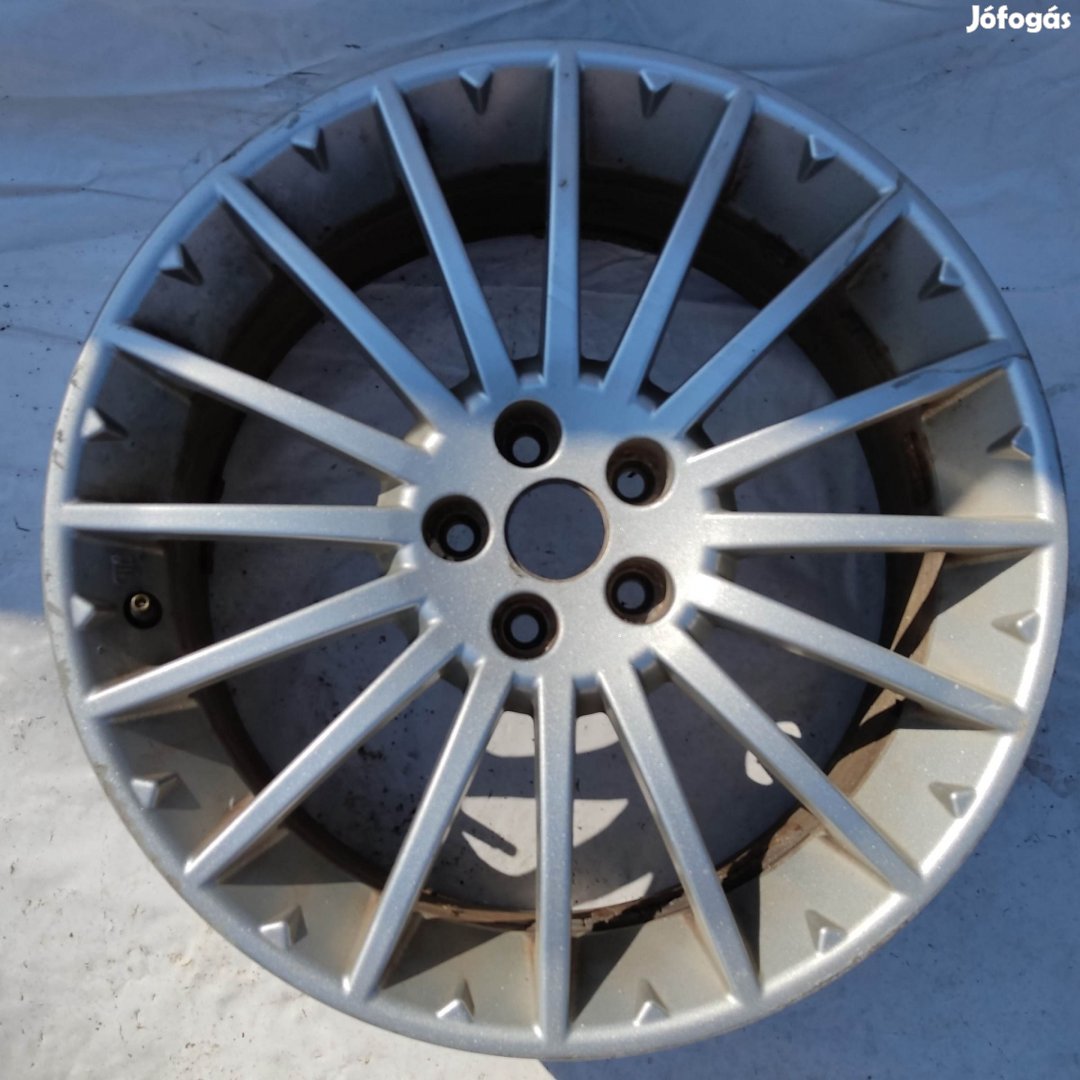 205220 Alfa Romeo 156, 147, Gt 17"-os alufelni (1db) a képen látható