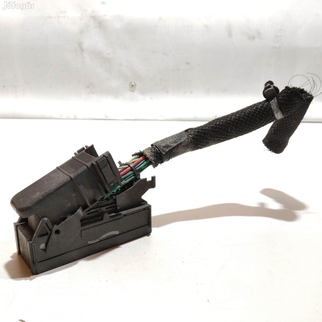 205317 Fiat Freemont 2011-2015 ABS elektromos csatlakozó