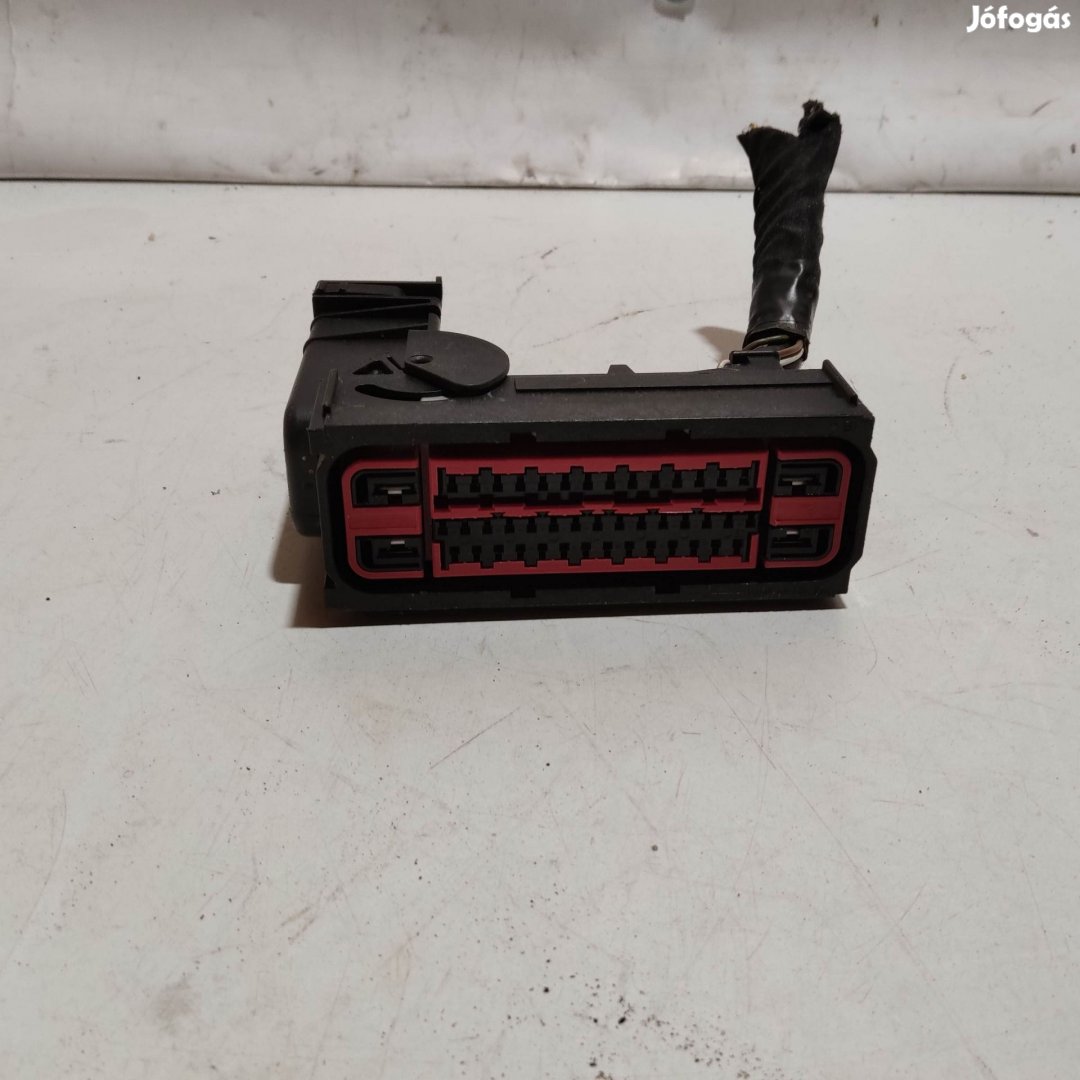 205475 Volvo V40 2012-2019 Abs elektromos csatlakozó P31423315 ,