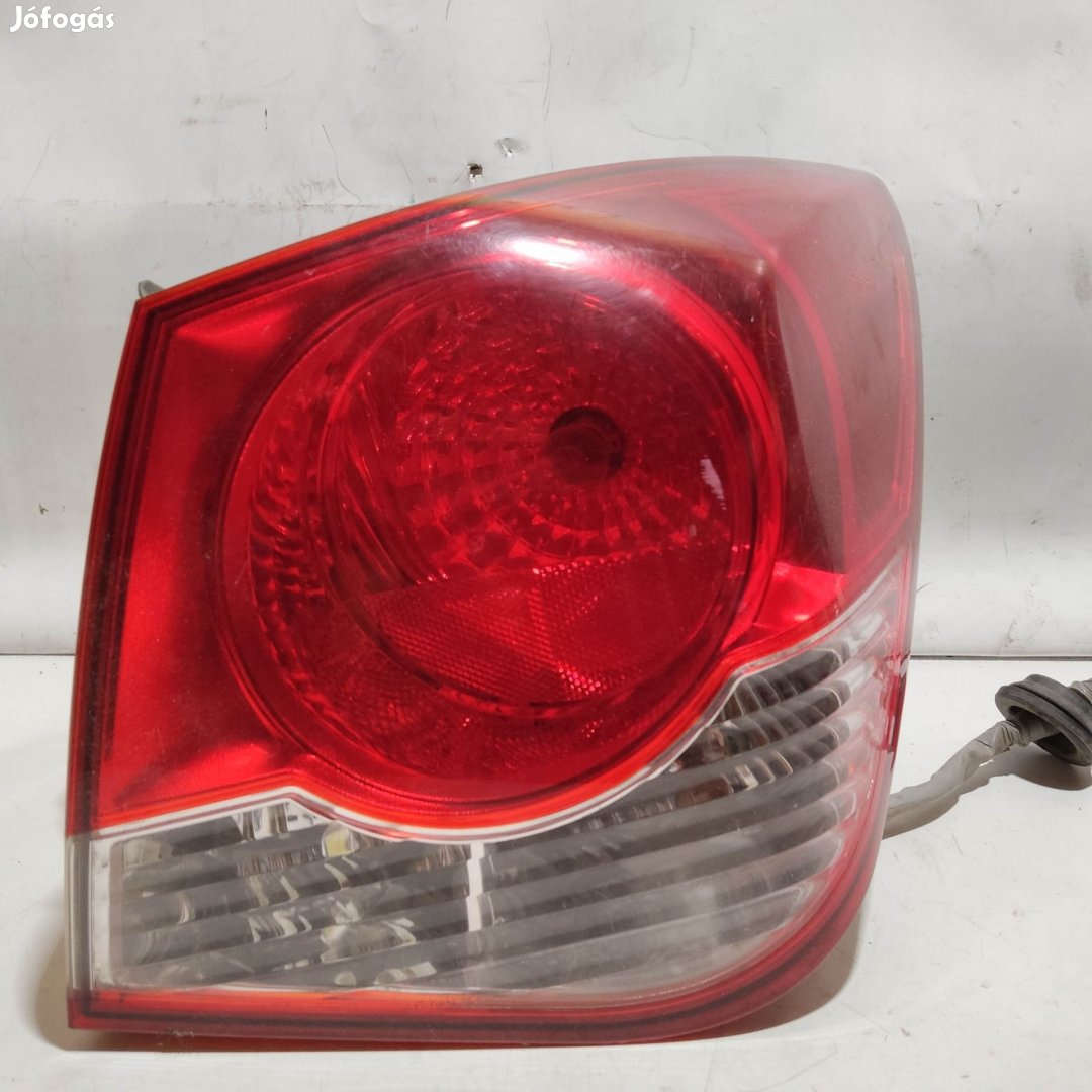 205538 Chevrolet Cruze 2008-2012 szedán jobb hátsó külső lámpa