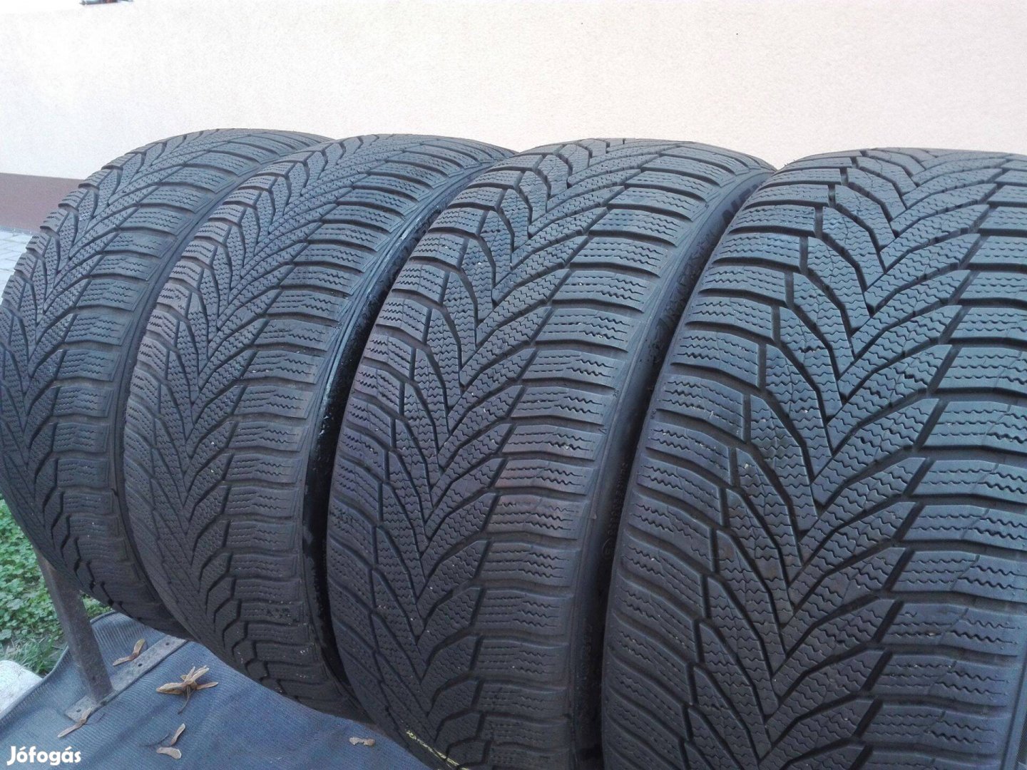 205/40R17 Nexen téli gumi garnitúra 205/40 r17