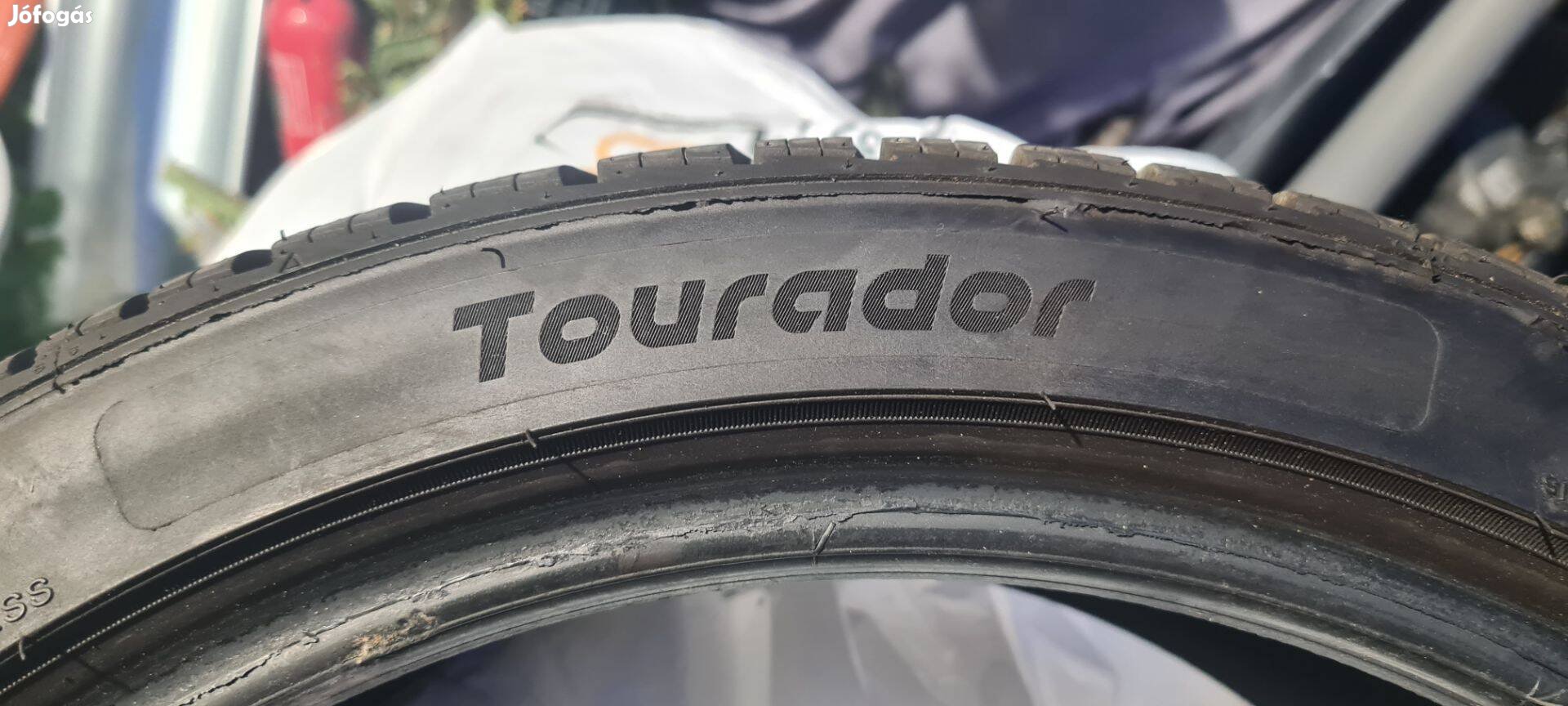 205/40r17 4 évszakos gumigarnitúra eladó
