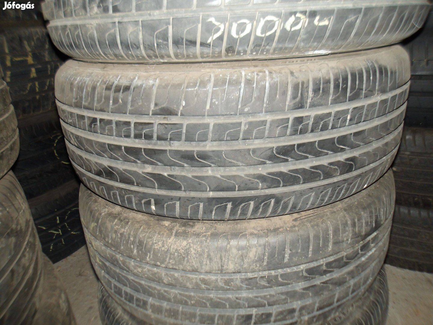 205/40r18 Pirelli nyári gumik ajándék szereléssel