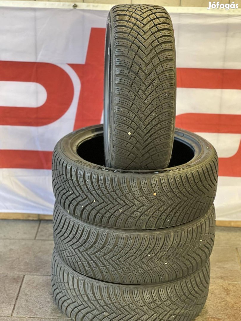 205/45 R17 Hankook téli 2022