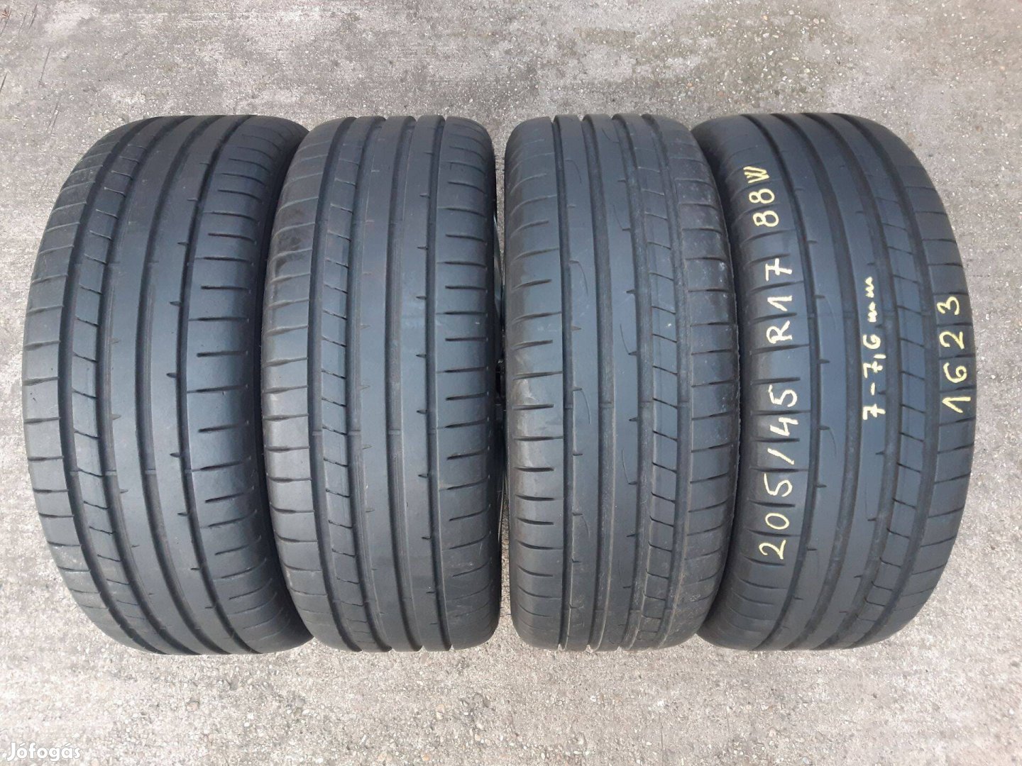 205/45 R17 - Dunlop nyárigumik