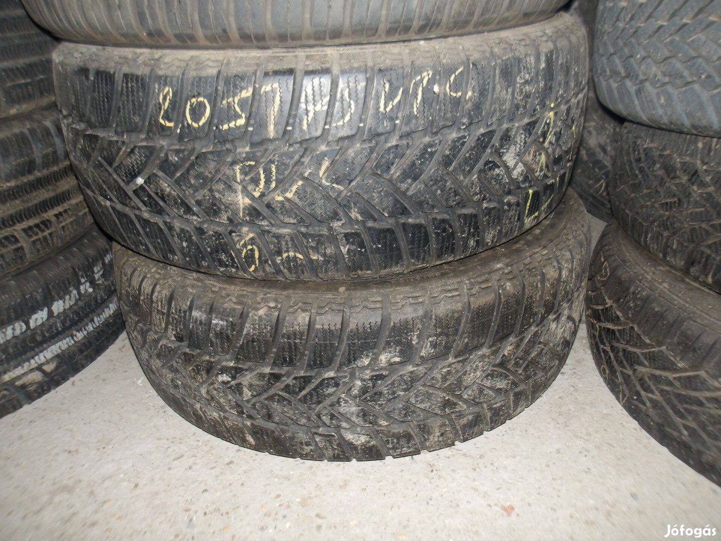 205/45r16 Dunlop téli gumi ajándék szereléssel