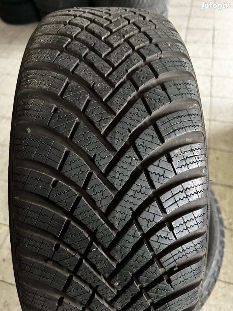 205/45r17 Hankook téli