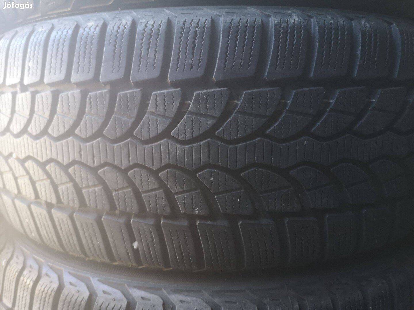 205/50R17 Bridgestone téligumik