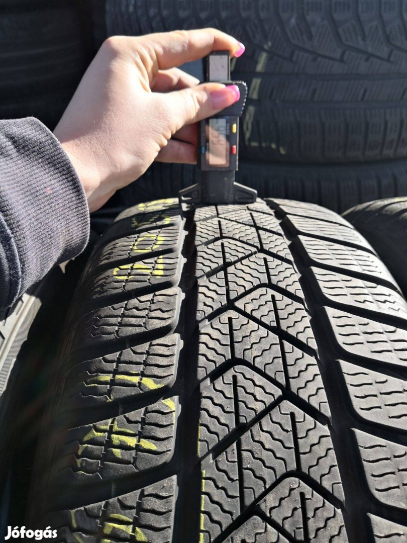 205/50 R17 Pirelli téli gumi 80000ft a 4db/263/