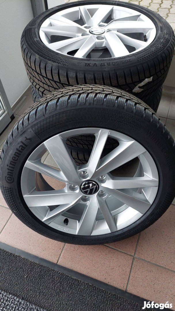 205/50 R17 télikerék