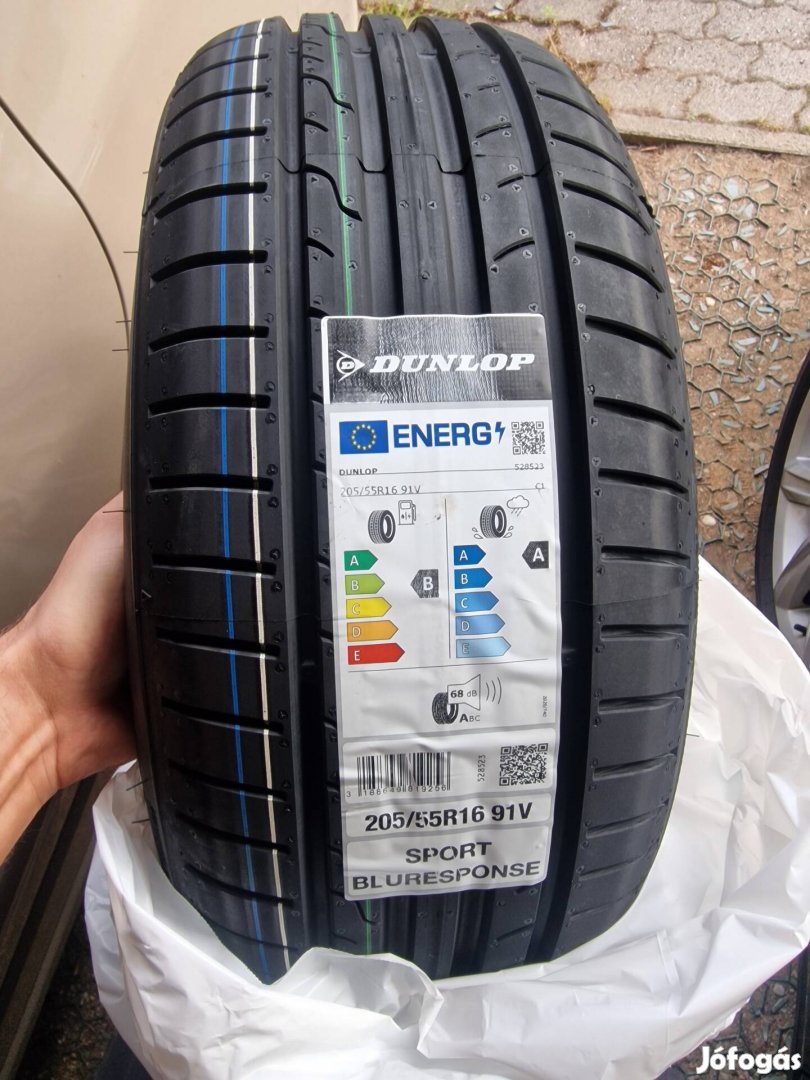 205/55R16 4db Dunlop Nyárigumi 