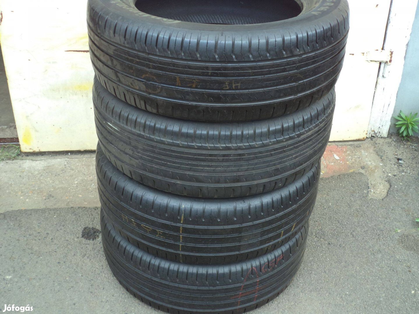 205/55R16 Continental Nyári Gumi