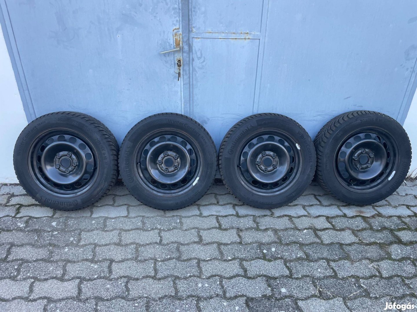 205/55R16 Continental Téli Gumi 7 mm lemezfelnin