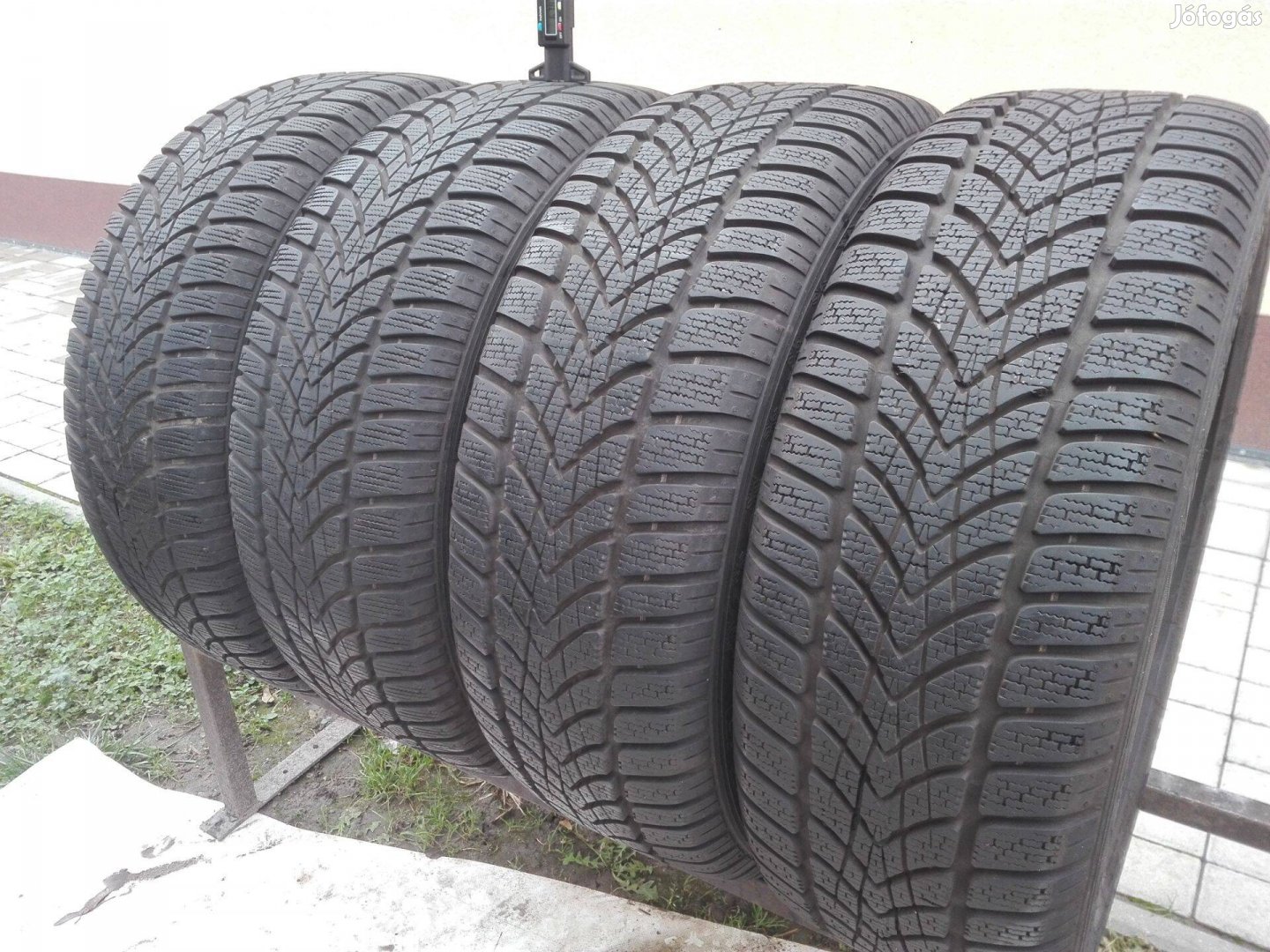 205/55R16 Dunlop téli gumi garnitúra 205/55 r16