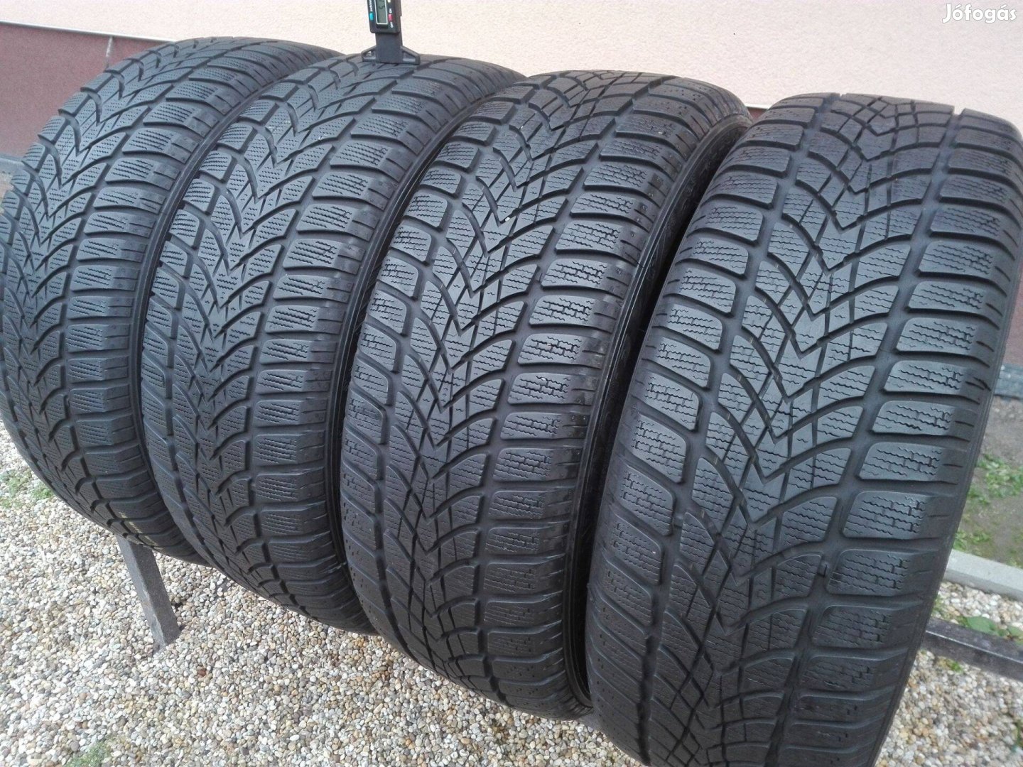 205/55R16 Dunlop téli gumi garnitúra 205/55 r16