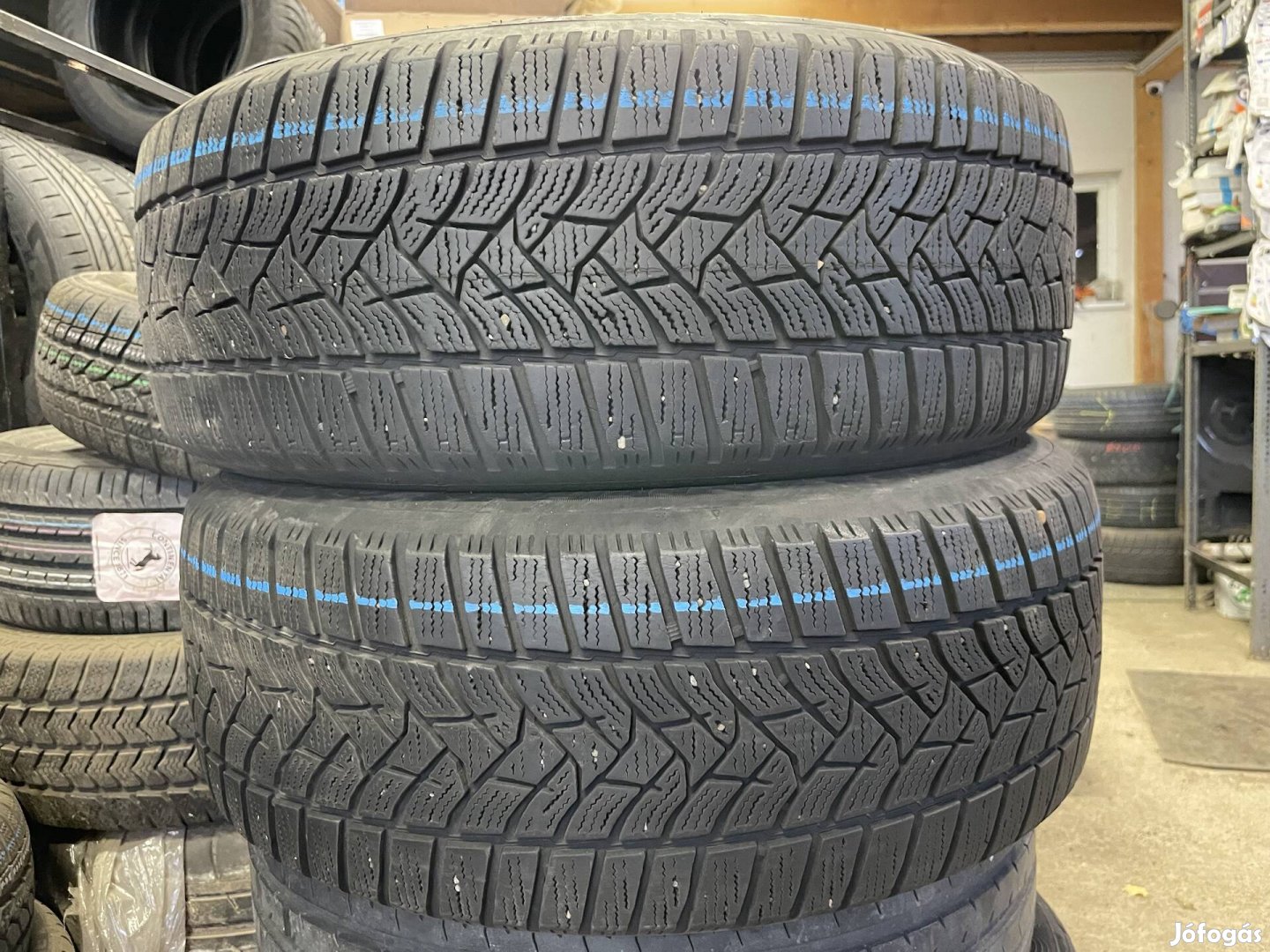 205/55R16 Dunlop téligumik