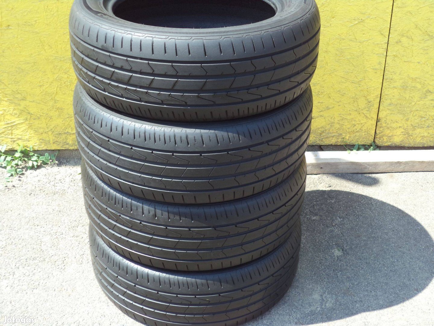 205/55R16 Hankook Nyári Gumi