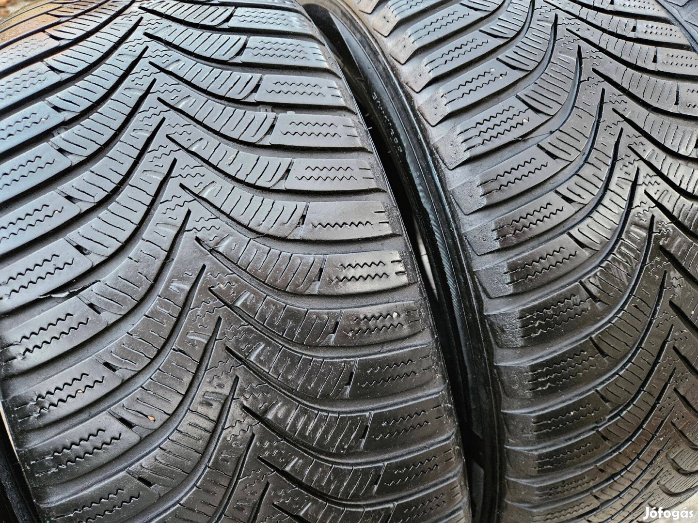 205/55R16 Hankook Téli Gumi Szett ~5mm - DOT18 - Ár/4db