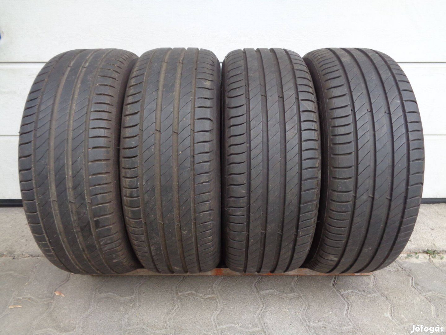 205/55R16 Michelin nyári gumi újszerű állapotban eladó