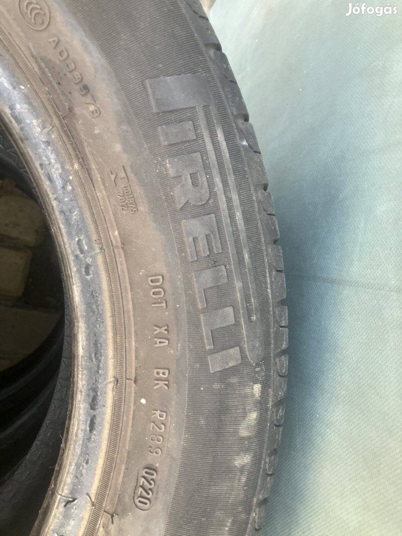 205/55R16 Pirelli Nyári gumi garnitúra