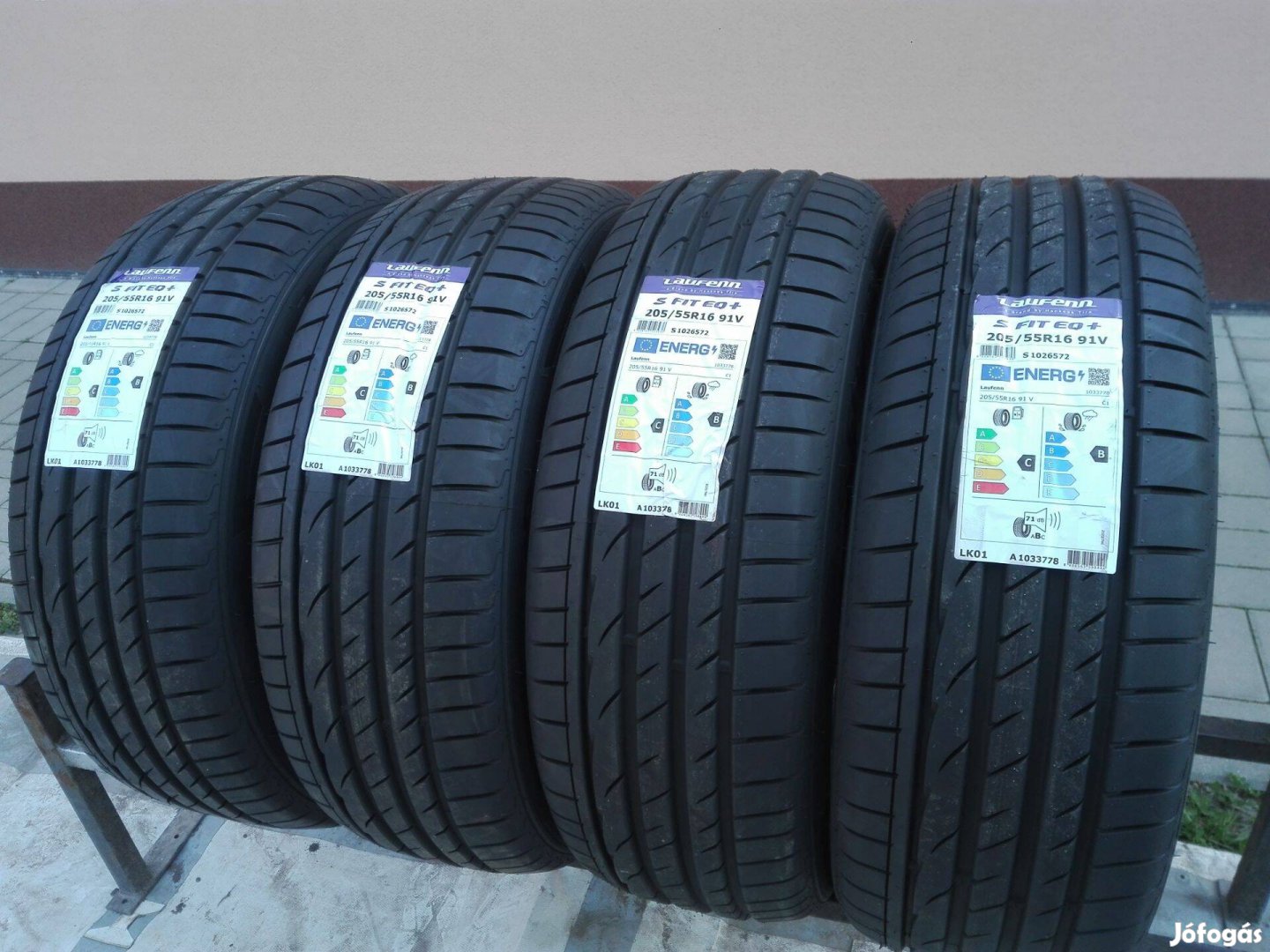 205/55R16 Új Laufenn nyári gumi garnitúra 205/55 r16