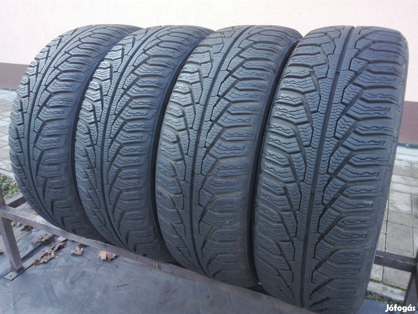 205/55R16 Uniroyal téli gumi garnitúra 205/55 r16