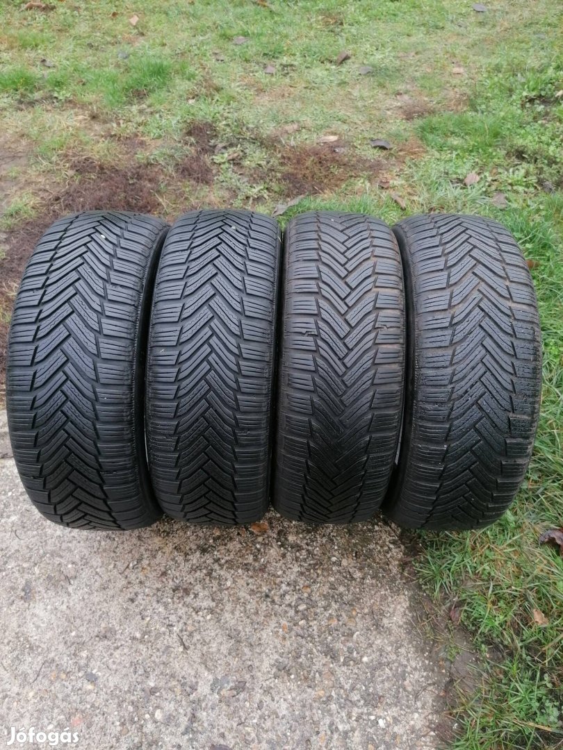 205/55R16-os Téligumi /2018 /