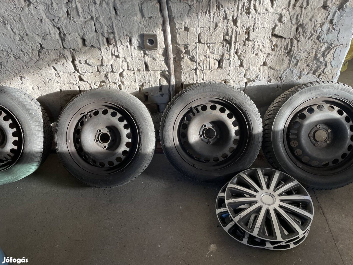 205/55R16 téli gumi garnitúra