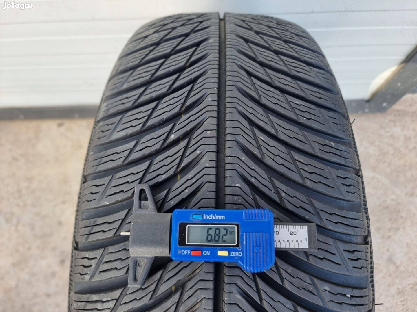 205/55R17 Michelin téli 2db szinte újszerű állapotban eladó!