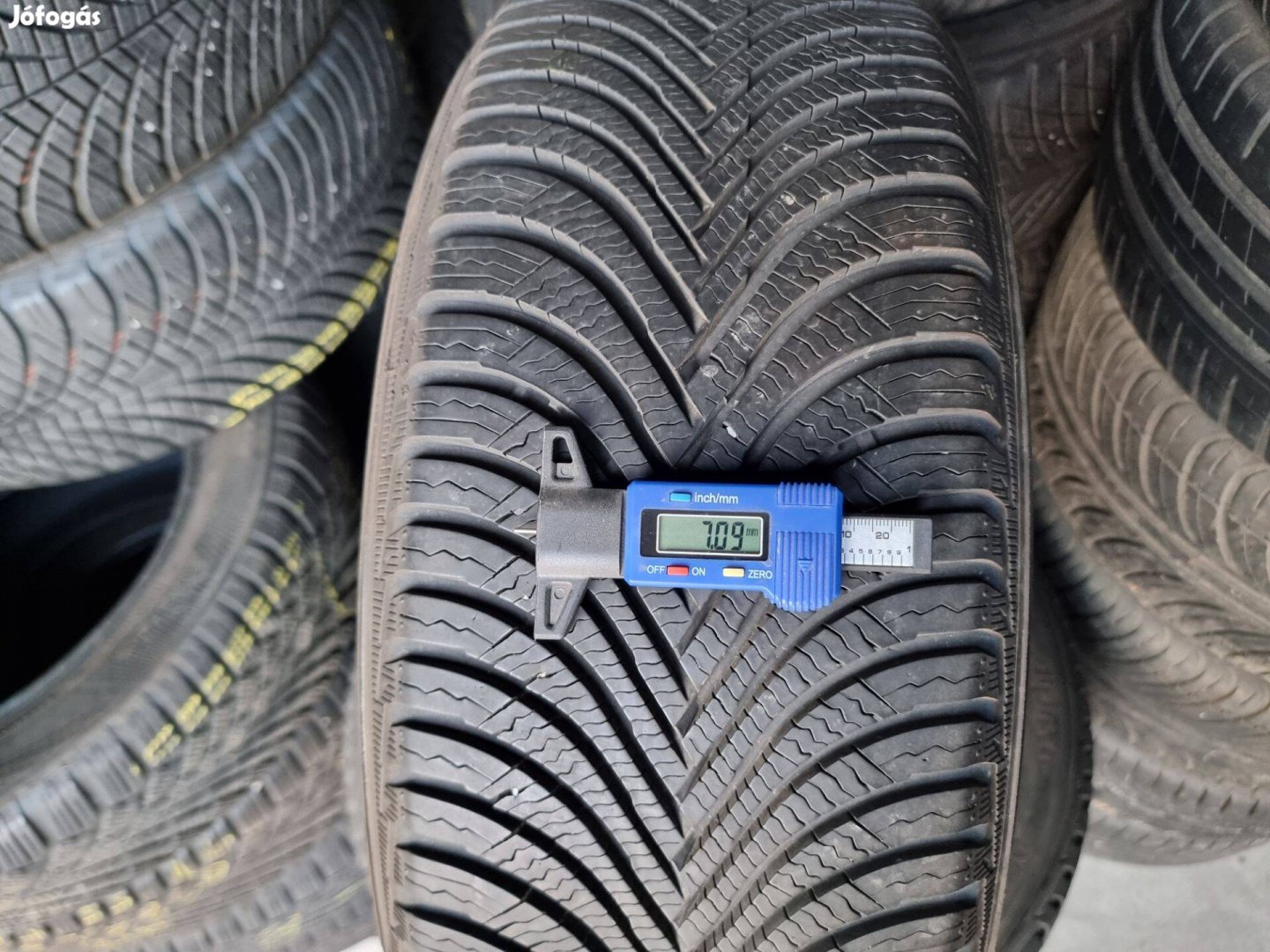 205/55R17 Michelin téli garnitúra újszerű állapotban olcsón eladó!
