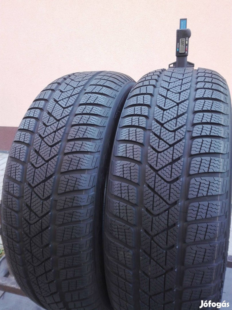 205/55R17 Új Pirelli téli gumi 2db 205/55 r17